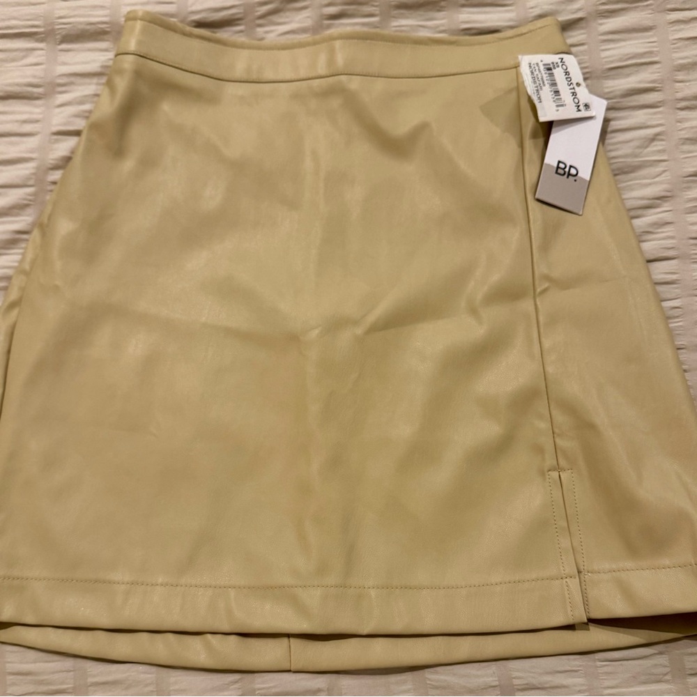 Nordstrom BP Skirt in Tan